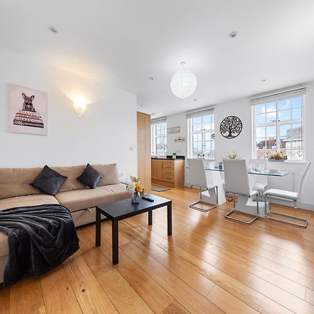 ロンドンModern Flat In Stockwell, 10 Mins From Oxford Circusアパートメント エクステリア 写真